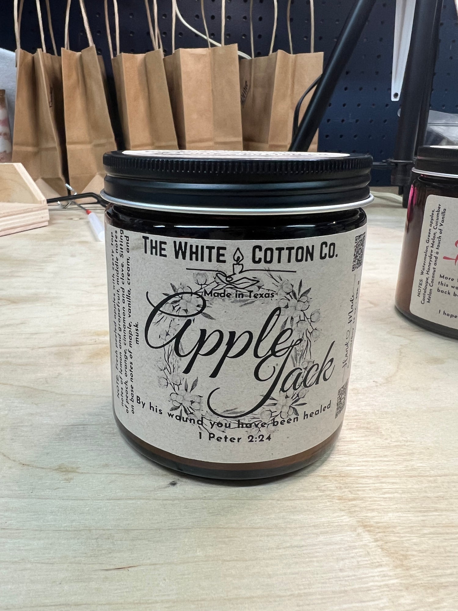 Apple Jack - The White Cotton Co 
